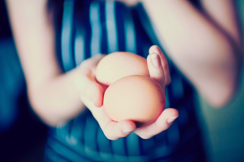 JAJCA Jajca so biološko polnovredna hrana z veliko prehransko vrednostjo. So popoln izdelek narave, saj vsebujejo vse hranilne snovi, ki …