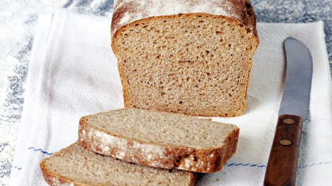 Pirin kruh brez kvasa