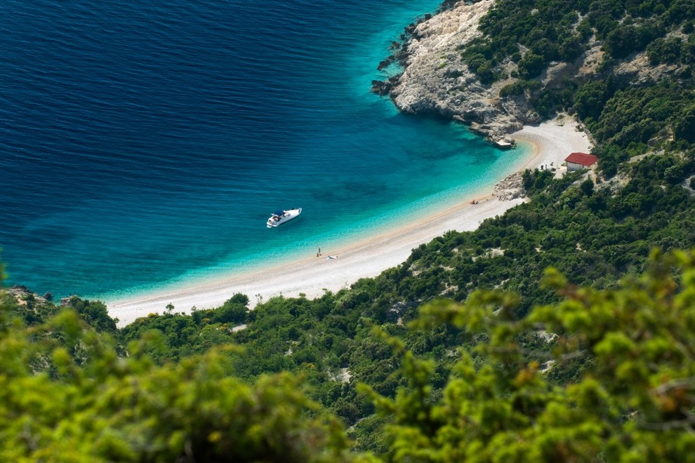 Plaža pod krajem Lubenice na otoku Cres, Kvarner