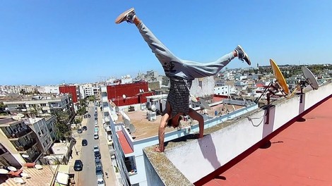 FOTO: Urbani fitnes 21-letnega Maročana jemlje sapo!