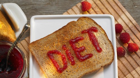 10 nasvetov za zdravo poletno prehrano