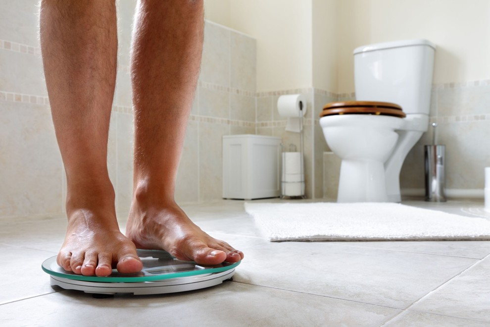 Lažje se boste znebili odvečnih kilogramov Povprečen človek naj bi v pol ure do ure hoje porabil nekje od 150 …