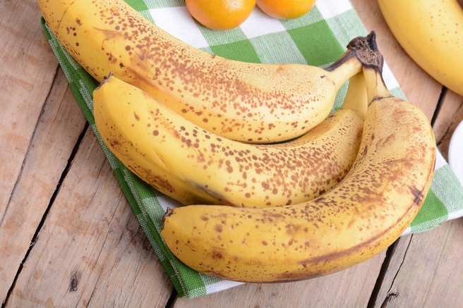 Kako lahko porabite prezrele banane