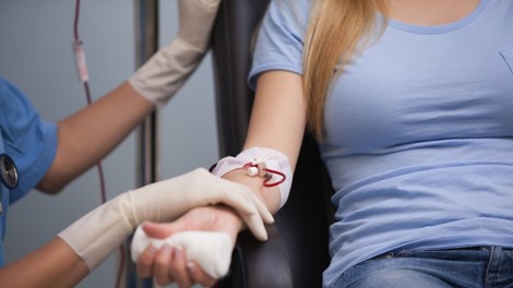 Darovanje krvotvornih matičnih celic lahko reši življenje