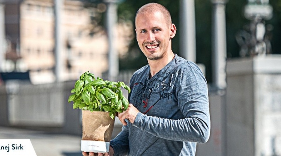 Vertikalni vrtiček na dosegu roke! (foto: SPAR)