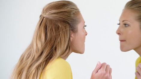 Kaj pomeni nenadna prekomerna poraščenost po obrazu pri ženskah