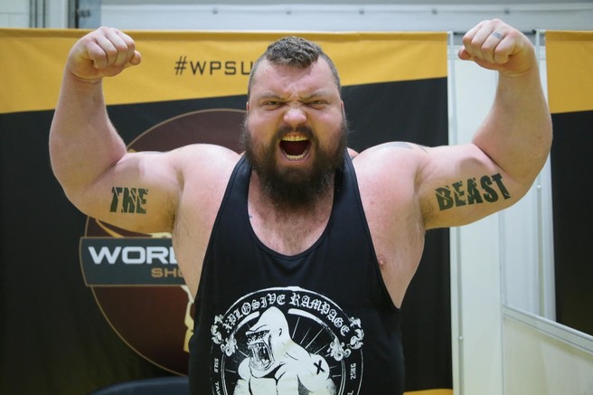 Kako si Eddie Hall popestri trening