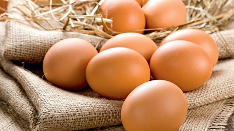 Kako pravilno ravnati z jajci, da ne bo prišlo do zastrupitev