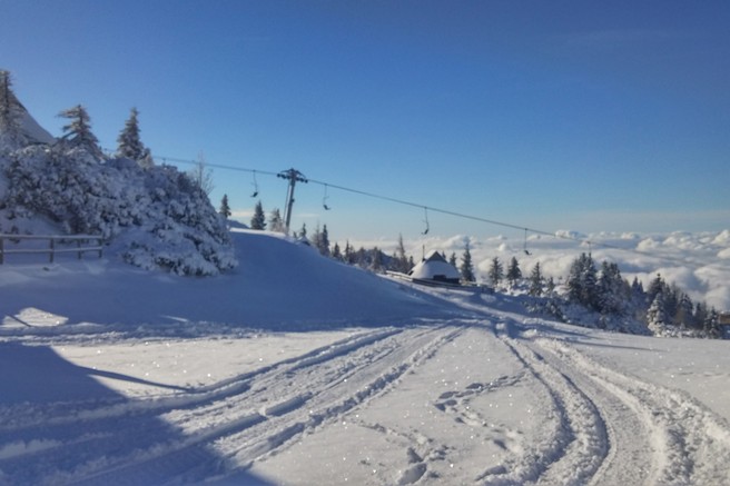 Velika planina ta konec tedna odpira sankaško progo!