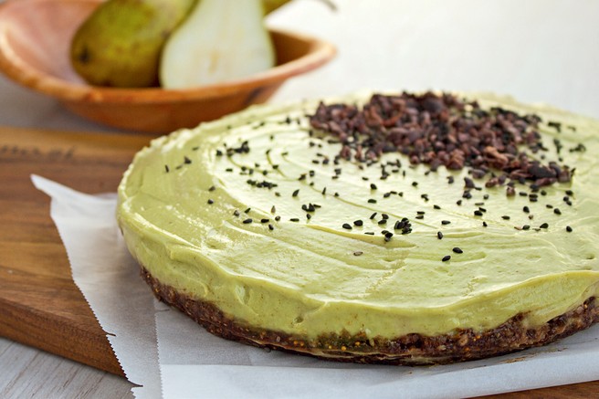 RECEPT: Avokadova torta s hruškami