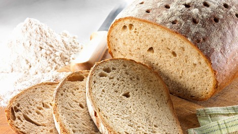 Preprost trik, kako ohraniti kruh dlje časa svež