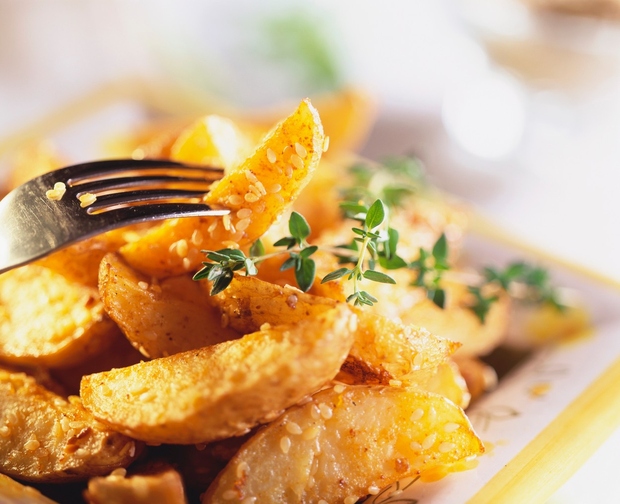 Krompir in posledično vse jedi iz krompirja - njoki, svaljki itd. Pri pogrevanju krompirja se lahko tvorijo spojine in mikroorganizmi, …