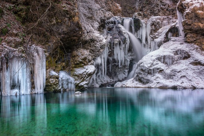Foto: Čudoviti zaledeneli slapovi