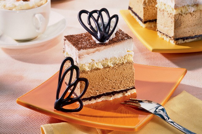 Kava v sladicah: Mini tortice, piškoti in torta