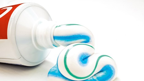 12 stvari, ki jih še lahko očisti zobna krema