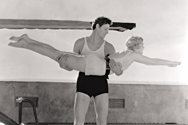 Johnny Weissmuller - legenda plavanja in slavni filmski Tarzan
