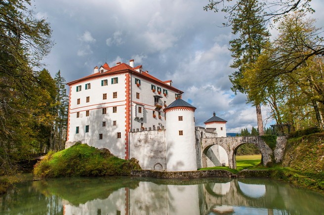 Ideja za izlet: Obisk Loške doline in gradu Snežnik