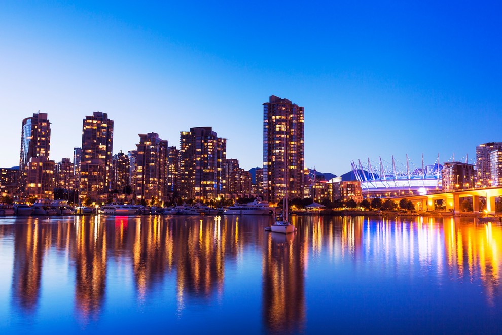 Vancouver (Kanada) Všeč bo vsem, ki cenite moderno. Zaznamujejo ga izjemne naravne lepote in vreme je (skoraj vedno) odlično. Obiščete …