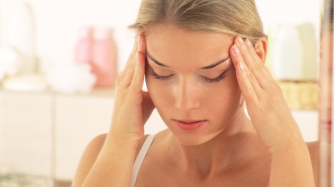 Metoda, s katero ustavite glavobol v nekaj minutah (brez tablet)