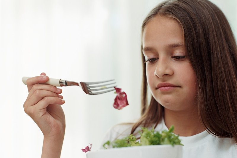 Nevarno hujšanje najstnic s pomočjo hitrih diet (foto: Profimedia)