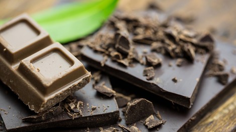 7 razlogov, zakaj bi morali oboževati temno čokolado