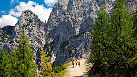 Najlepše pohodniške trase v Sloveniji in po svetu