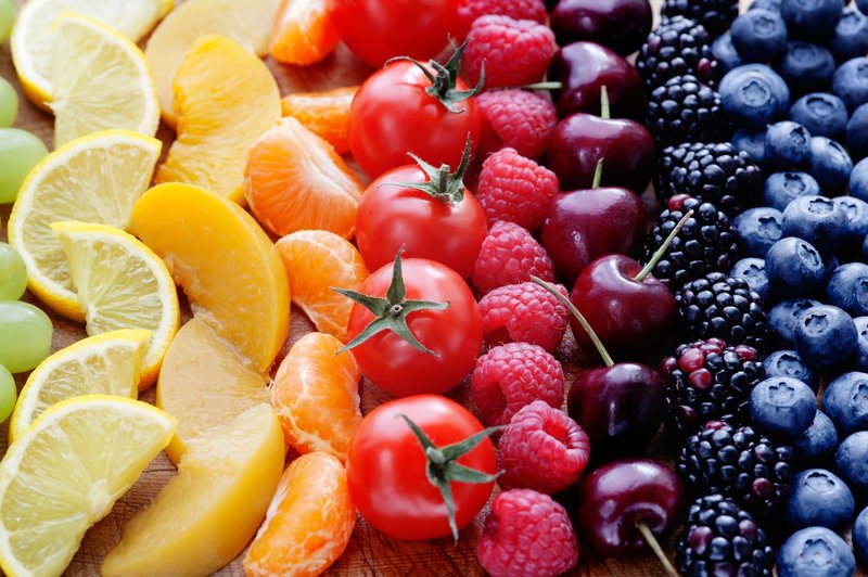 Zakaj moramo jesti različne barve sadja in zelenjave? (foto: Profimedia)