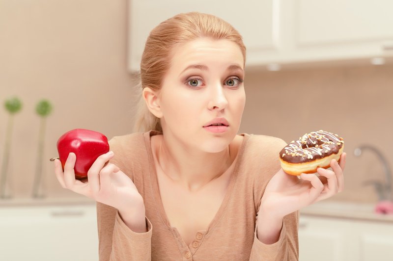 Ali maščobe redijo enako kot sladkor? (foto: Profimedia)
