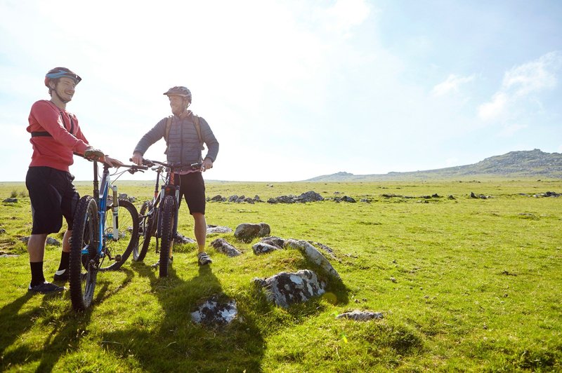 Zakaj bi morali (končno) preizkusiti kolesarjenje? (in kaj drugi vidijo na tem) (foto: Shutterstock)