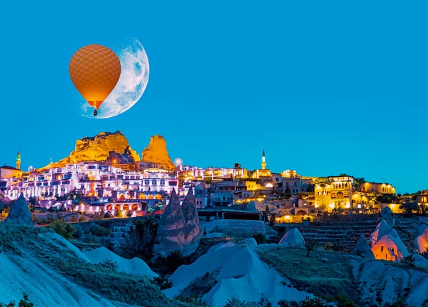 KAPADOKIJA, TURČIJA Kapadokija je visoka planota v vzhodni Anatoliji z nadmorsko višino več kot 1.000 metrov, nad katero se dvigujejo …