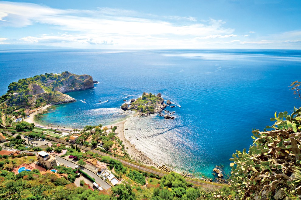 Seveda je v čarobnem Sredozemlju ogromno prečudovitih plaž, in verjamemo, da imate tudi vi svojo najljubšo, po možnosti kakšno skrito, …