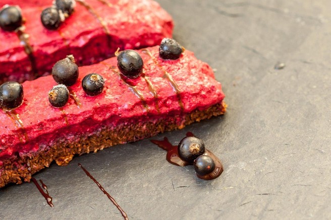 Recept: Presna torta "jagoda in čokolada"