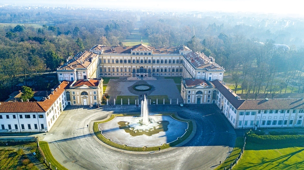 VILA REALE Kraljevo vilo je dala zgraditi avstro-ogrska cesarica Marija Terezija leta 1780. Obdana je z enim največjih mestnih parkov …