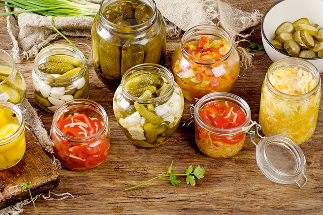 Fermentirana ozimnica čisti črevesje, preprečuje raka, znižuje holesterol