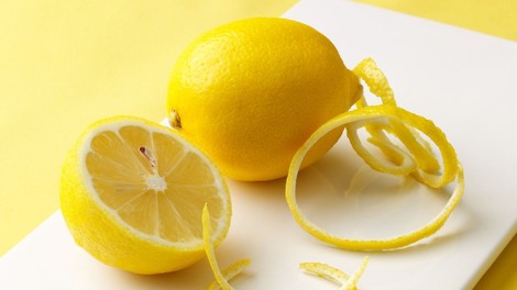8 nasvetov za uporabo limonine lupine