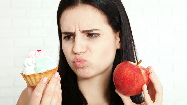 Nasvet trenerja: Katere sladice lahko jem, ko sem na dieti? (+ recept) (foto: Profimedia)
