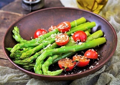 Šparglji: poznate vse njihove zdravilne učinke? (+nakup, priprava in shranjevanje)