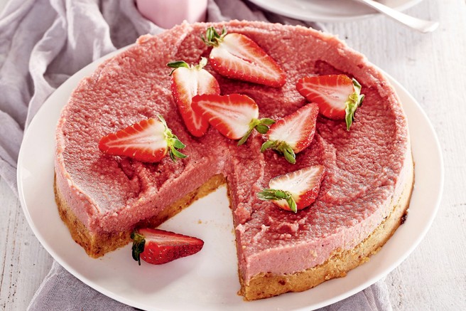 Odlična presna jagodna skutna torta
