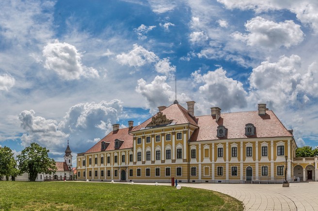 Oddih na dveh kolesih – odkrijte barve Vukovarsko - srijemske županije