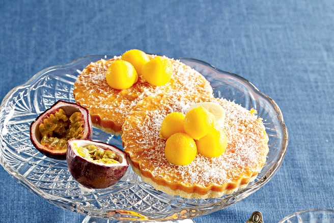 Presna torta  z mangom in kokosom