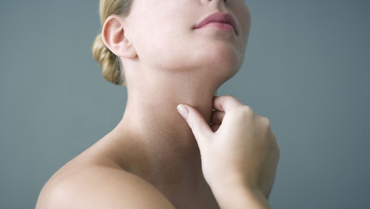 14 vprašanj, ki vam pomagajo prepoznati nepravilno delovanje ščitnice (foto: Profimedia)