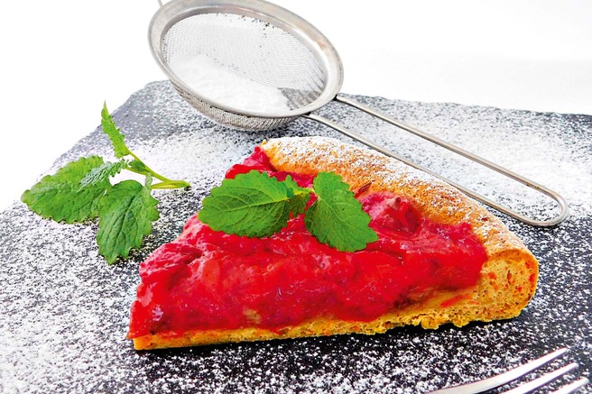 Korenčkova pita z jagodami