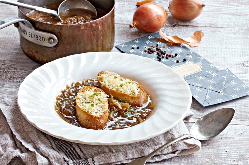 Francoska čebulna juha (foto: Profimedia)