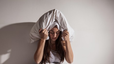 10 znakov, ki kažejo, da imate migreno