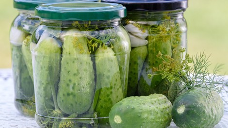 Bi morali po vadbi res piti sok vloženih kumaric?