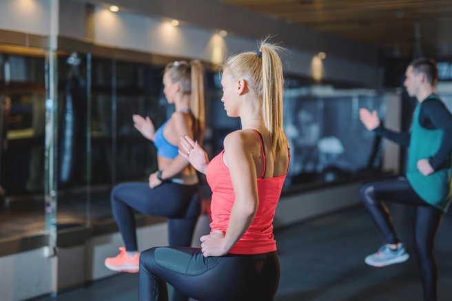5-minutni kardio trening za vitek pas (VIDEO)