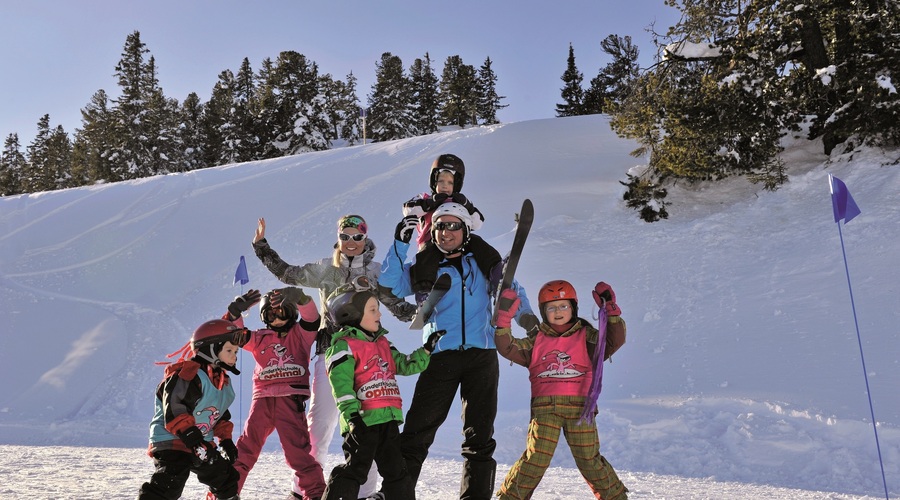 Zabava na pršiču, VIP gondola in CAT skiing v Zillertalu! (foto: austria.info)