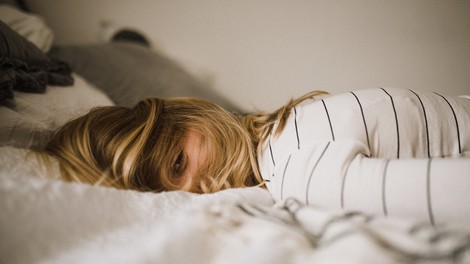 7 navad, ki motijo naš spanec in nam kvarijo možgane