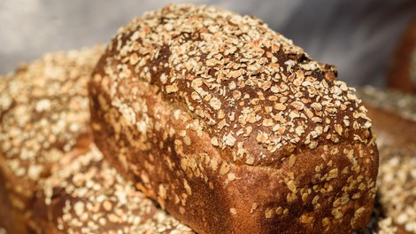 Recept za kruh – pripravljen brez moke in kvasa