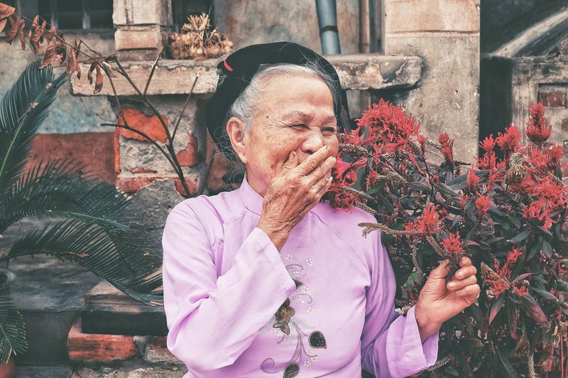 Skrivnost dolgega življenja in vitalnosti: 9 nasvetov stoletnikov (foto: Huyen Nguyen | Unsplash)